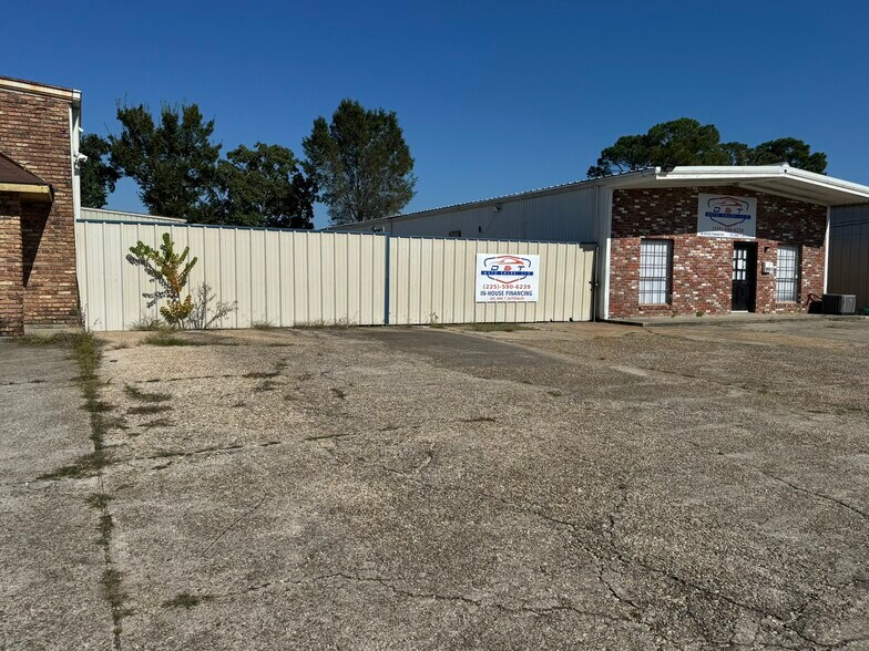 More Photos Of 9941-9951 Mammoth ave, Baton Rouge Industrial For Sale