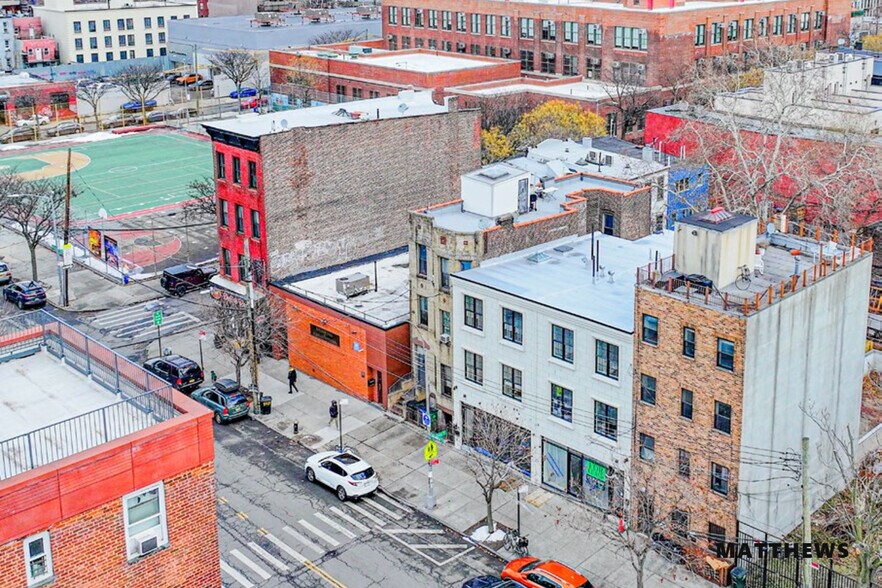 More Photos Of 429 Columbia St, Brooklyn Storefront Retail Residential For Sale