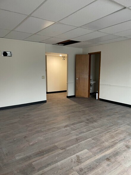 More Photos Of 4111 Old William Penn Hwy, Murrysville Storefront Retail Office For Lease