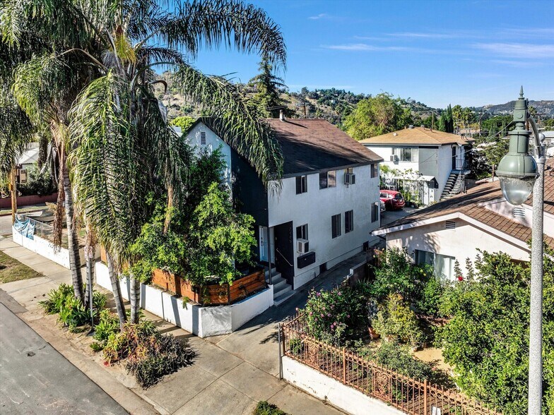 More Photos Of 2405 Meadowvale Ave, Los Angeles Multifamily For Sale