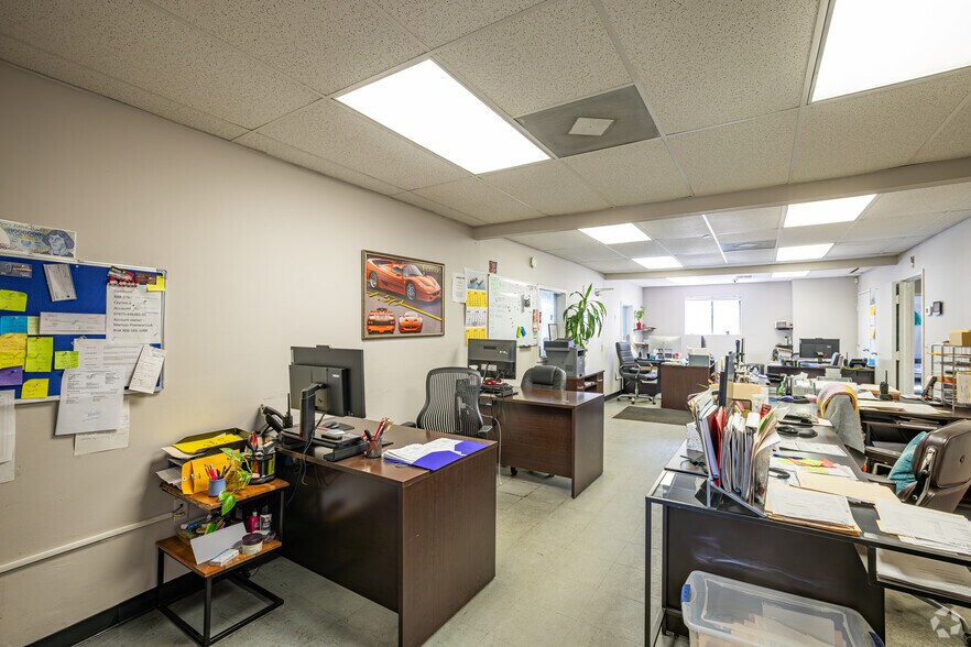 More Photos Of One Nixon Ln, Edison Warehouse For Lease