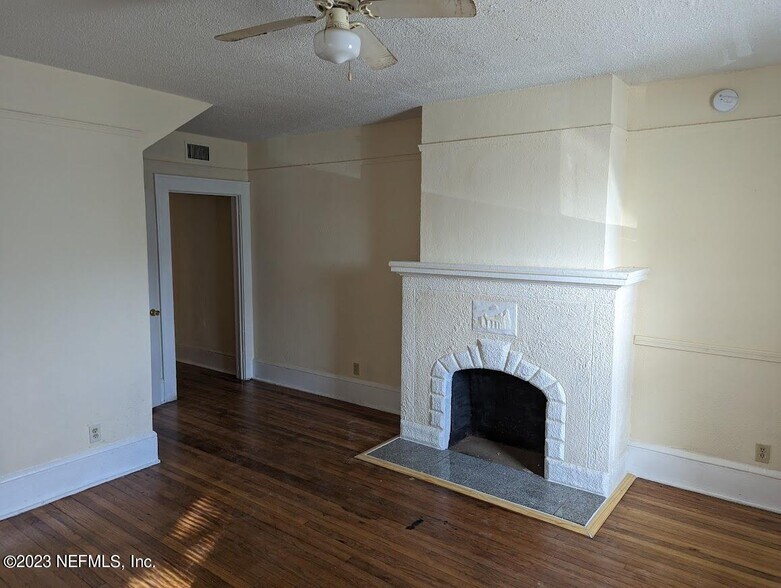 More Photos Of 2514 Walnut St, Jacksonville Apartments For Sale
