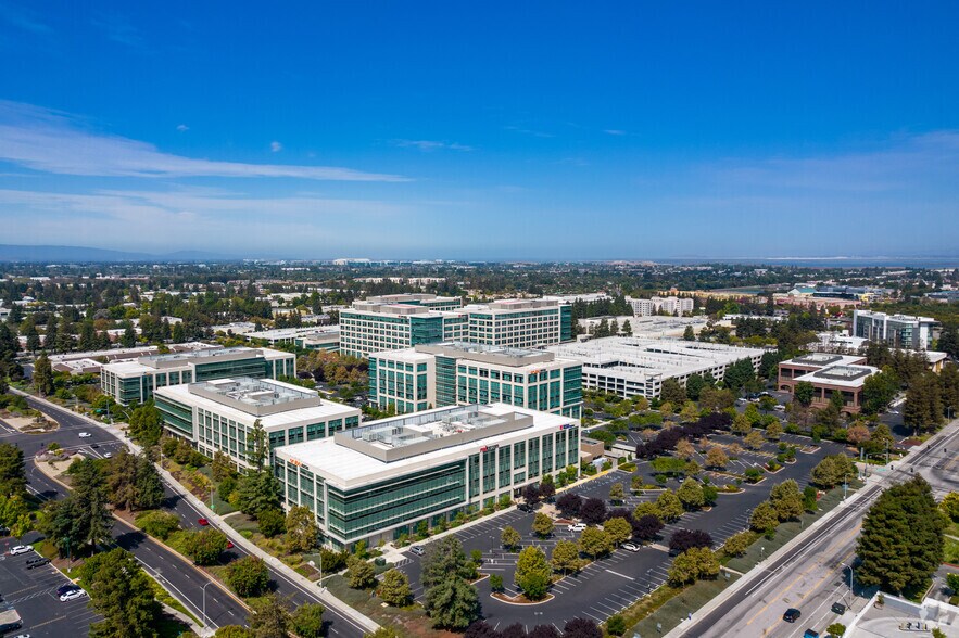 More Photos Of 3355 Scott Blvd, Santa Clara Office For Lease