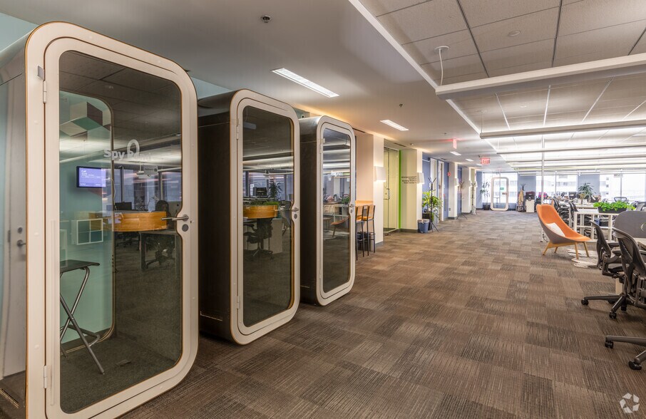 Photo of 11st Floor Ste 8-15 desks