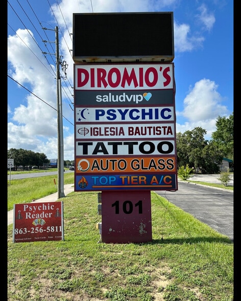More Photos Of 101 Divine Dr, Davenport Storefront Retail Office For Lease