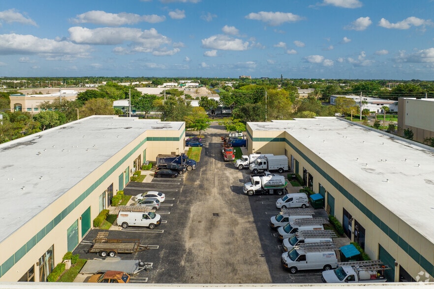 More Photos Of 3700 NW 124th Ave, Coral Springs Warehouse For Lease
