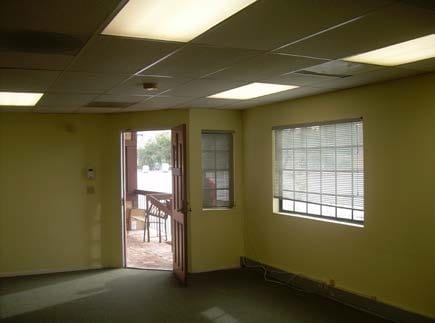 More Photos Of 22110 Clarendon St, Woodland Hills Office For Lease