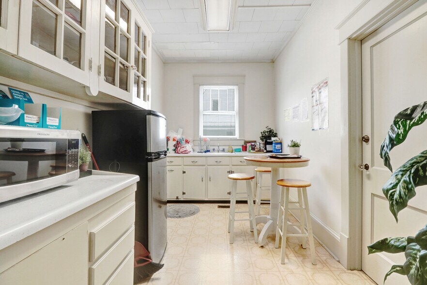 More Photos Of 1206 E Ash St, Goldsboro Loft Creative Space For Sale