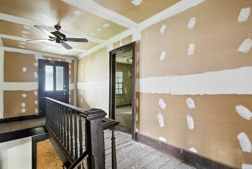 More Photos Of 455 Railroad Ave, Keysville Apartments For Sale