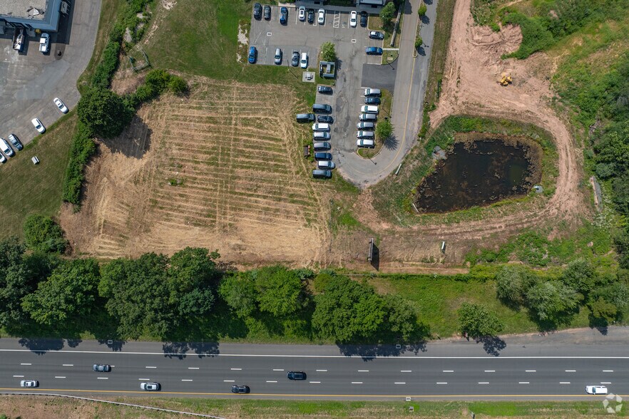 More Photos Of 100 Centerpoint, Middletown Land For Sale