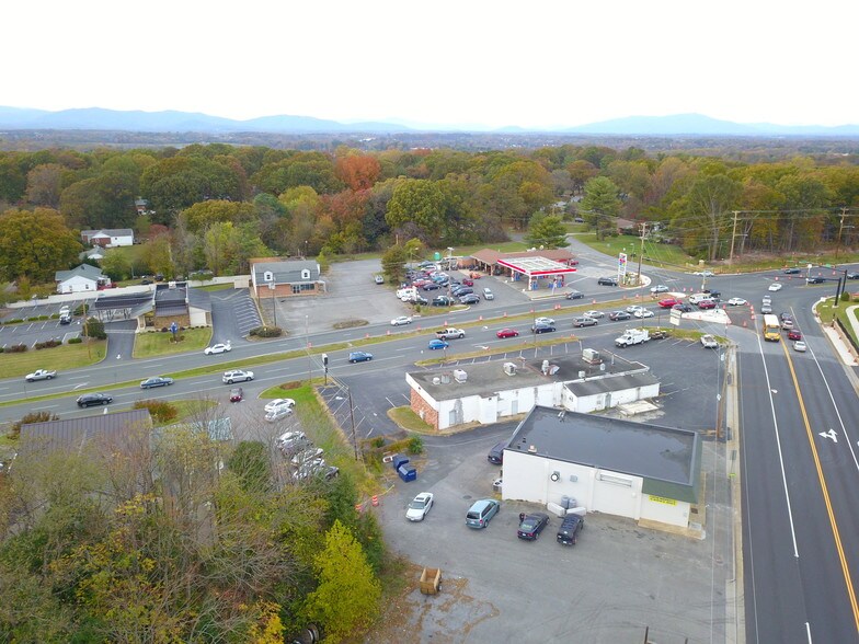 More Photos Of 7106 Timberlake Rd, Lynchburg General Retail For Sale