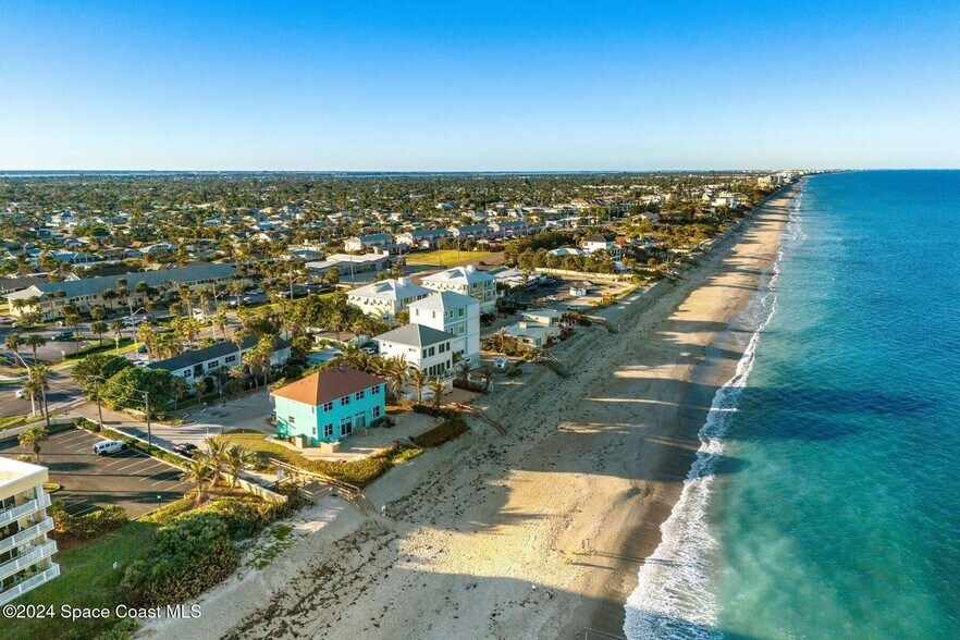 More Photos Of 799 Shell St, Satellite Beach Office For Sale