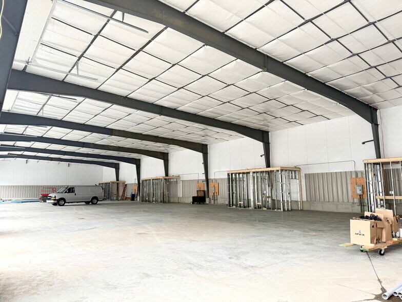 More Photos Of 276 South St, Walpole Industrial For Lease