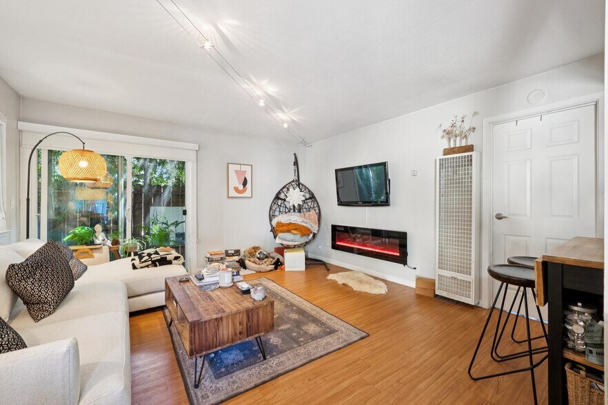 More Photos Of 829 San Anselmo Ave, San Anselmo Apartments For Sale