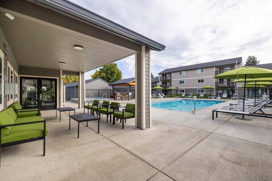 More Photos Of 2231 NE Bridgecreek Ave, Vancouver Apartments For Sale