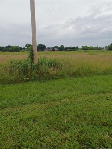 More Photos Of Paul Carr Drive, Checotah Land For Sale