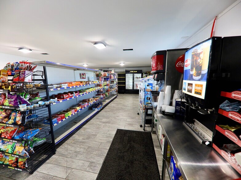 More Photos Of 3047 Highway 1, Grand Isle General Retail For Sale