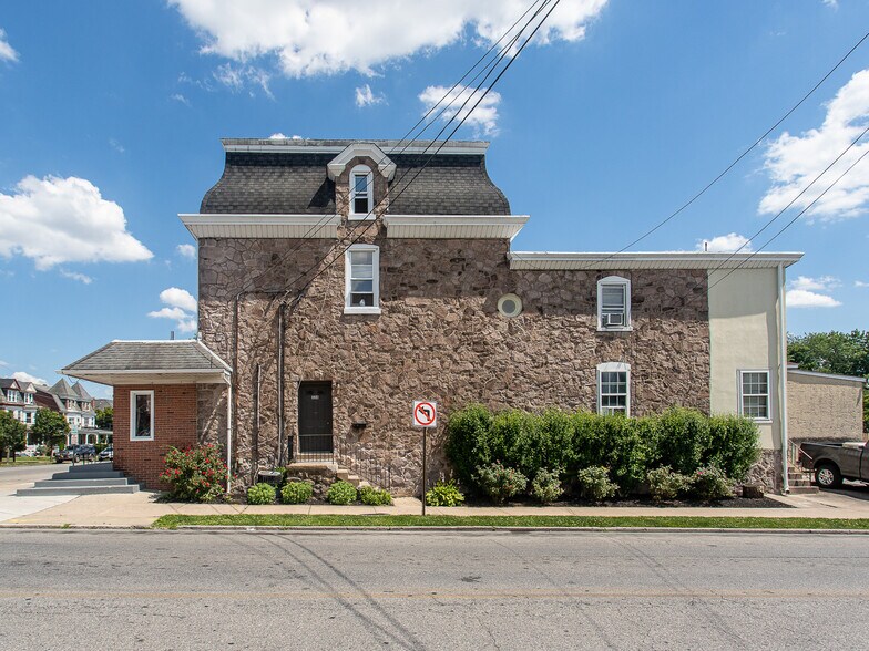 More Photos Of 1132 W Main St, Norristown Apartments For Sale