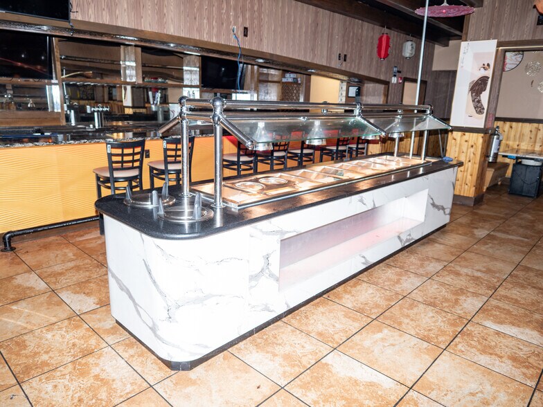 More Photos Of 4904 N Navarro St, Victoria Restaurant For Sale