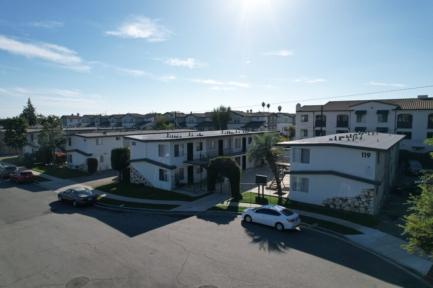 More Photos Of 119-135 S Fahrion Pl, Anaheim Apartments For Sale