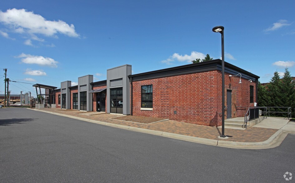 More Photos Of 123-125 New Bern St, Charlotte Loft Creative Space For Lease
