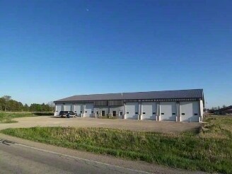 More Photos Of 1120 Pearl St, Seymour Township Warehouse For Lease