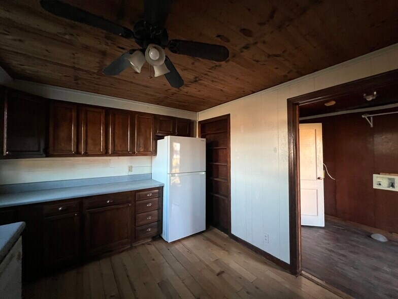 More Photos Of 3103 Wood Haven St, Paragould Office For Sale