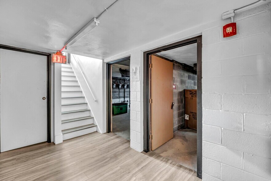 More Photos Of 885 S Green Rd, Cleveland Apartments For Sale