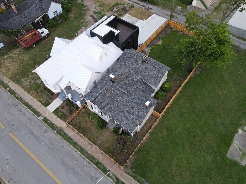 More Photos Of 1120 3rd Ave S, Nashville General Retail For Sale