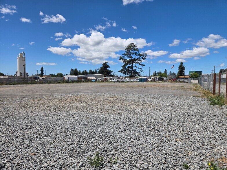 More Photos Of 4040 Santa Rosa Ave, Santa Rosa Land For Lease