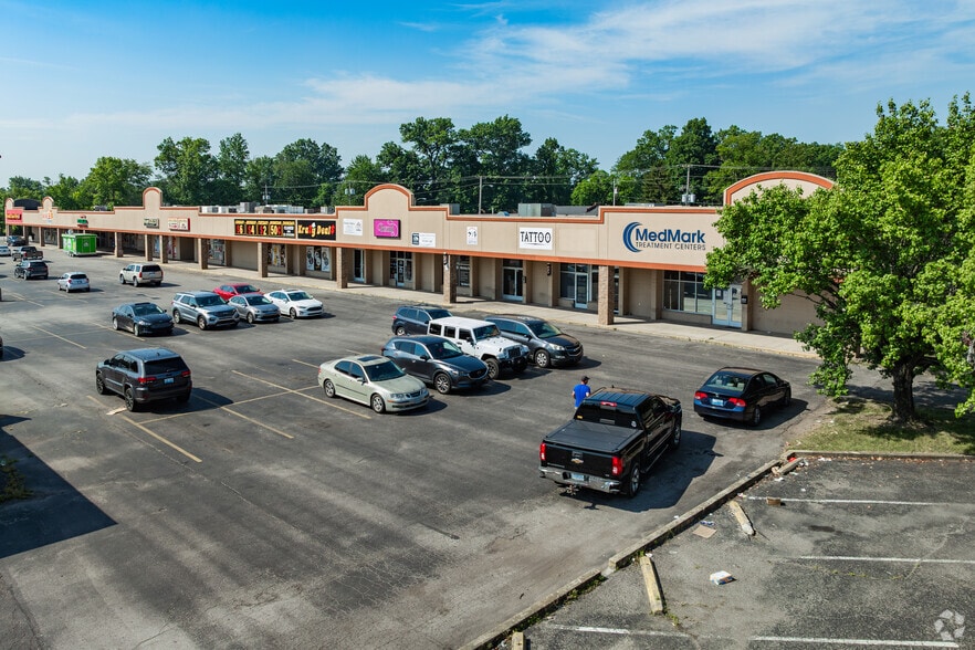 More Photos Of 4244-4944 Poplar Level Rd, Louisville Unknown For Lease