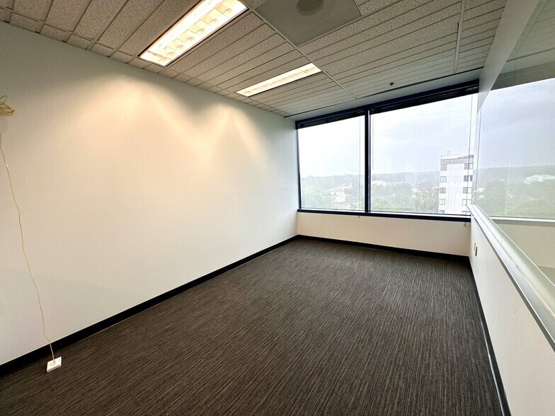 More Photos Of 315 E Robinson St, Orlando Office For Lease