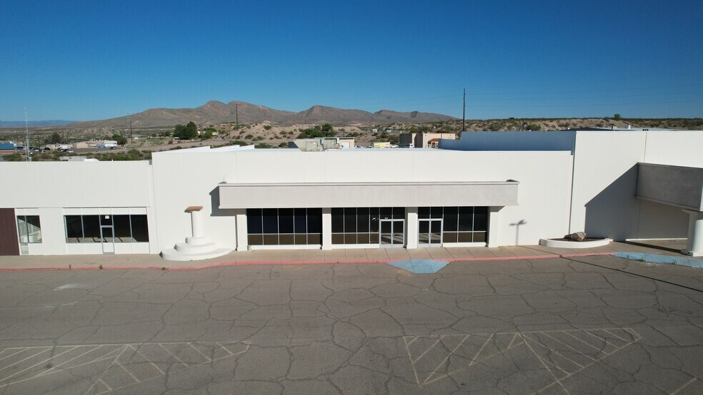 More Photos Of 1900 N Date St, Truth Or Consequences Unknown For Lease
