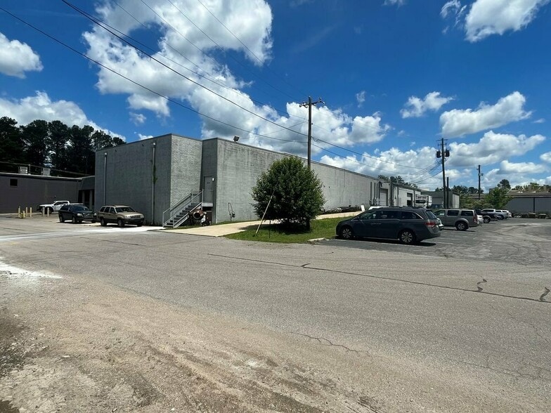 More Photos Of 101 25th St S, Birmingham Warehouse For Lease