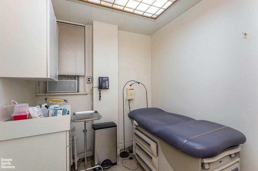 More Photos Of 5 E 84th St, New York Apartments For Sale