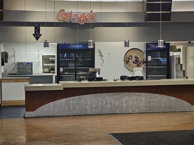 More Photos Of 210 3rd Ave SE, Cedar Rapids Office For Lease