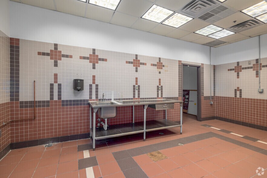 More Photos Of 2209 Richland Mall, Mansfield Unknown For Sale