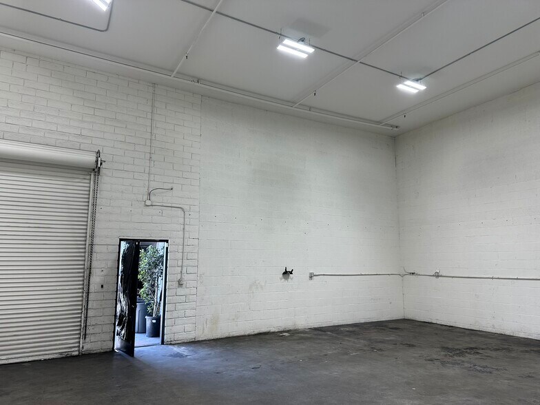 More Photos Of 3015 N Durfee Ave, El Monte Service For Lease