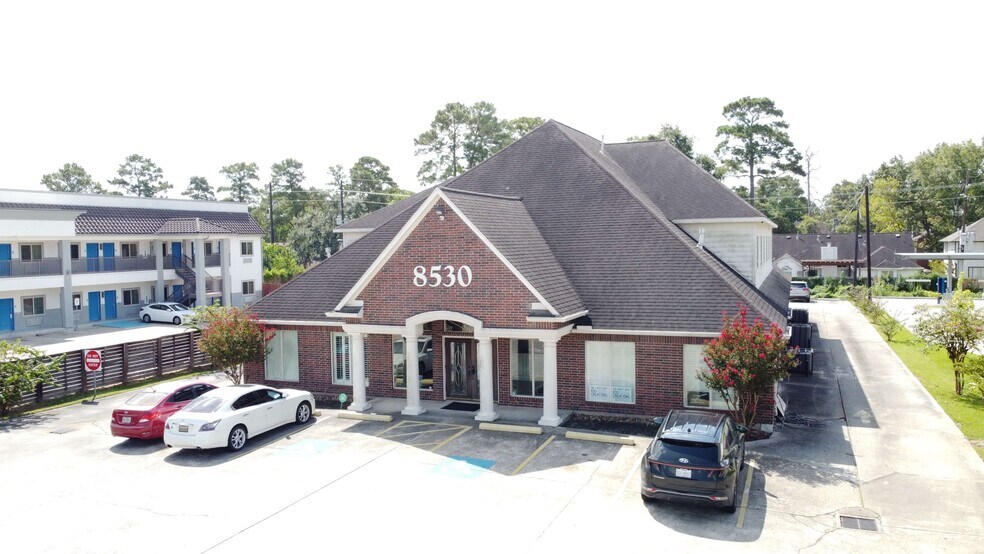 More Photos Of 8530 E FM 1960, Humble Office For Sale