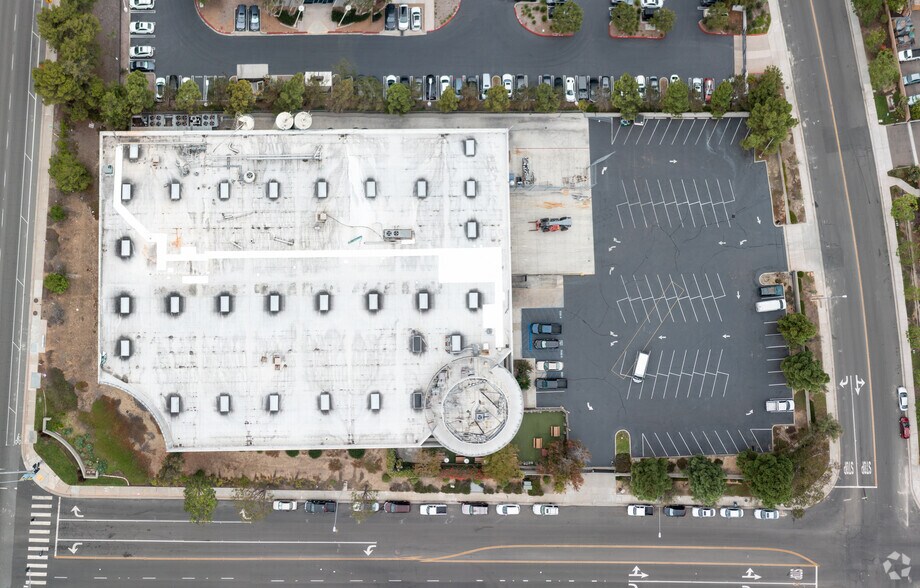 More Photos Of 6550 Mira Mesa Blvd, San Diego Manufacturing For Lease