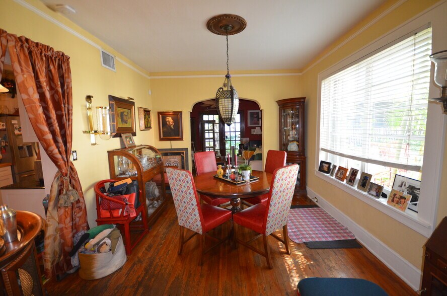 More Photos Of 334 NE 26th Ter, Miami Specialty For Sale