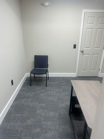 More Photos Of 3240 Airfield Dr E, Lakeland Airplane Hangar For Lease