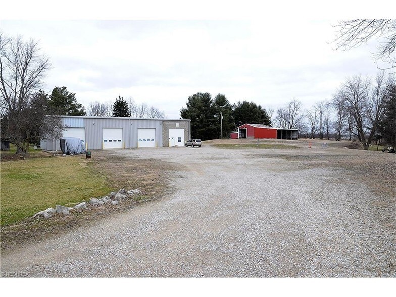 More Photos Of 400 Hopewell Ln, Gratiot Service For Sale