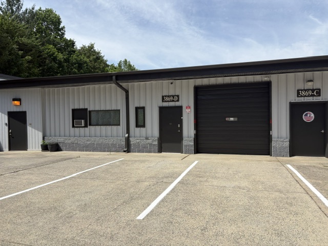 More Photos Of 3865 Sweeten Creek Rd, Arden Light Distribution For Lease