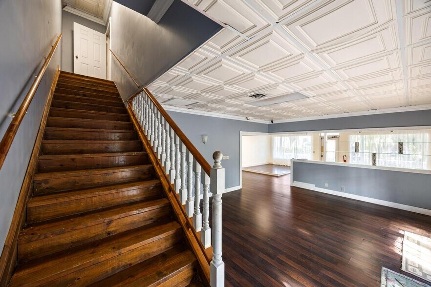 More Photos Of 4066 Broward Blvd, Fort Lauderdale Storefront Retail Office For Lease