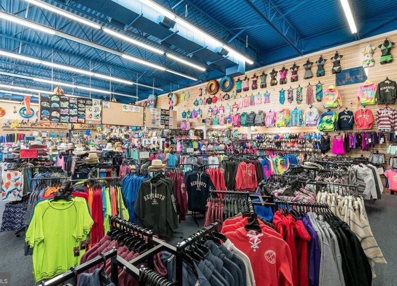 More Photos Of 20644 Coastal Hwy, Rehoboth Beach Storefront For Lease