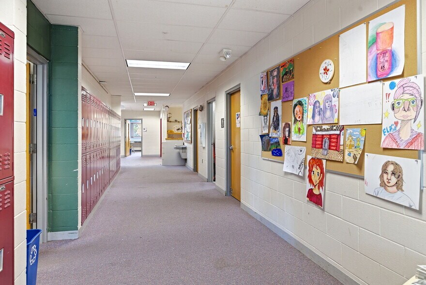 More Photos Of 6541 16TH Ave S, Richfield Schools For Lease