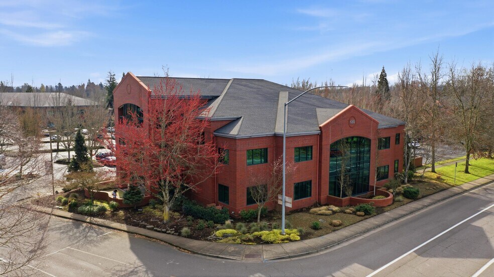 More Photos Of 680 Hawthorne Ave SE, Salem Office For Sale