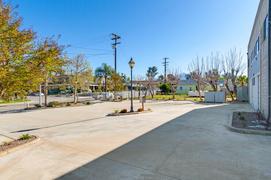 More Photos Of 538 E Stuart Ave, Redlands Unknown For Sale