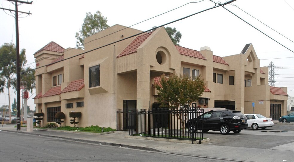 Primary Photo Of 8232 Garvey Ave, Rosemead Office For Lease